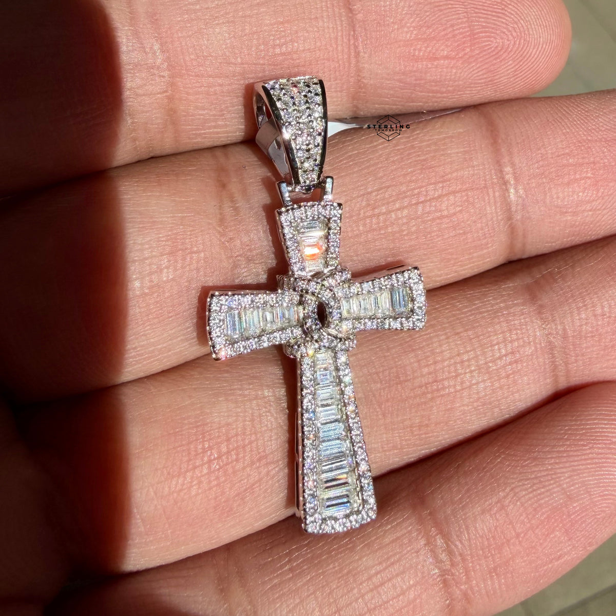 Moissanite Cross Pendant Baguette Iced Out Hip Hop Necklace Diamond Tester Pass GRA Certified 925 Sterling Silver Cross Charm