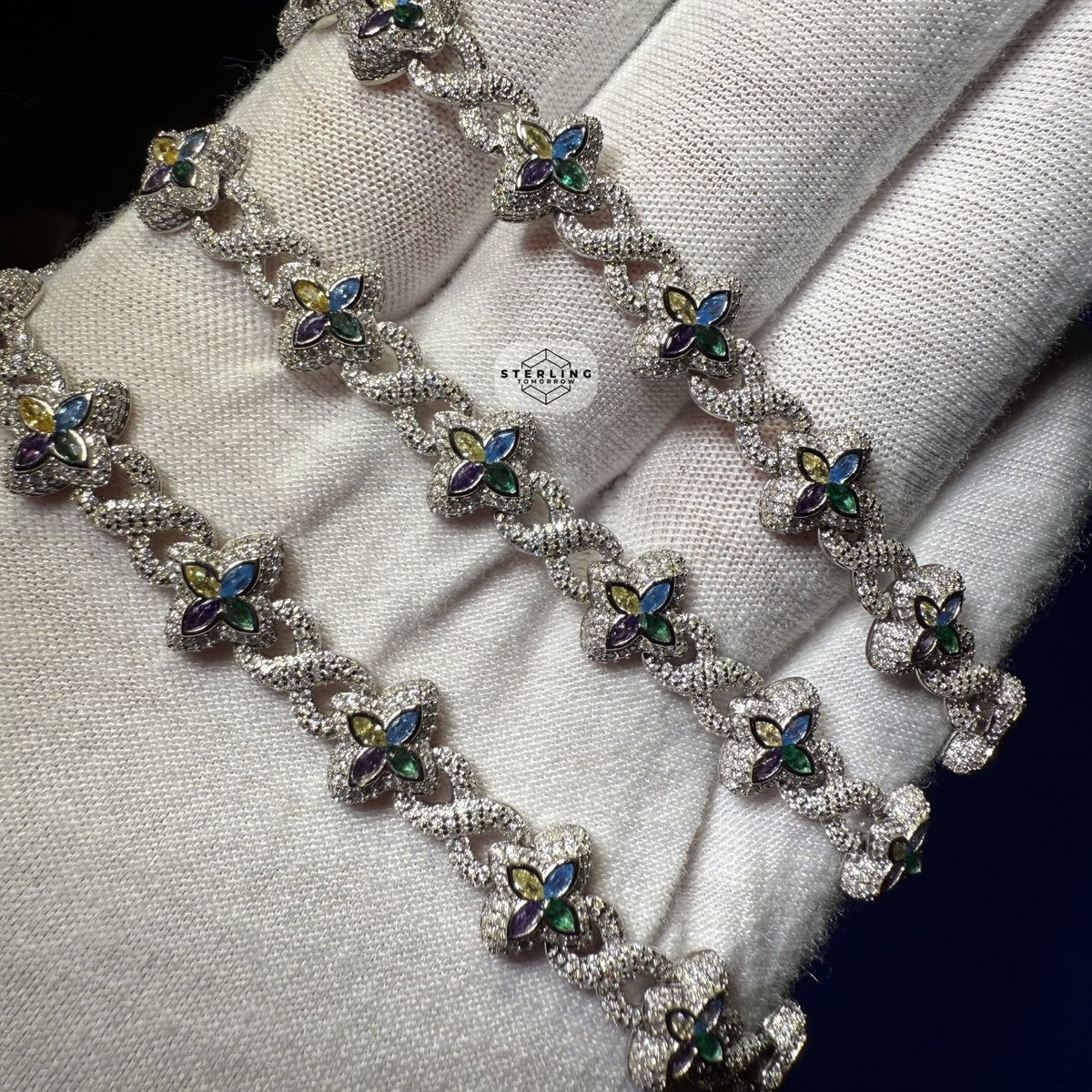 Moissanite Color Flower Infinity Chain