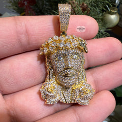 Gold Iced Out Jesus Pendant, 14K Gold Plated CZ Diamond Jesus Face Necklace, Flower Crown Christian Hip Hop Jewelry for Men