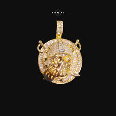 Iced Out Pirate Skull Pendant Necklace Gold CZ Baguette Hip Hop Skull Charm with Free Rope Chain