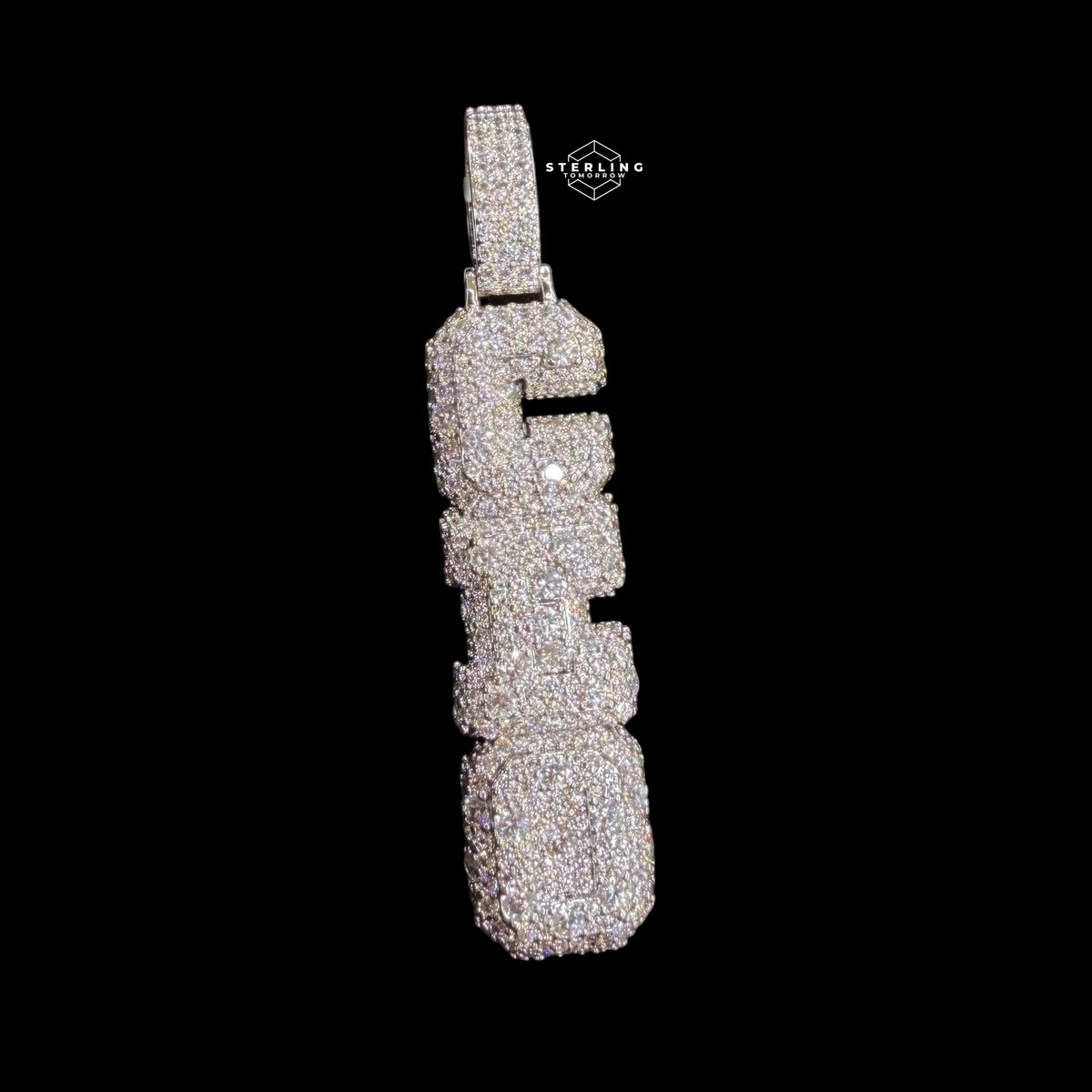 CEO Vertical Pendant