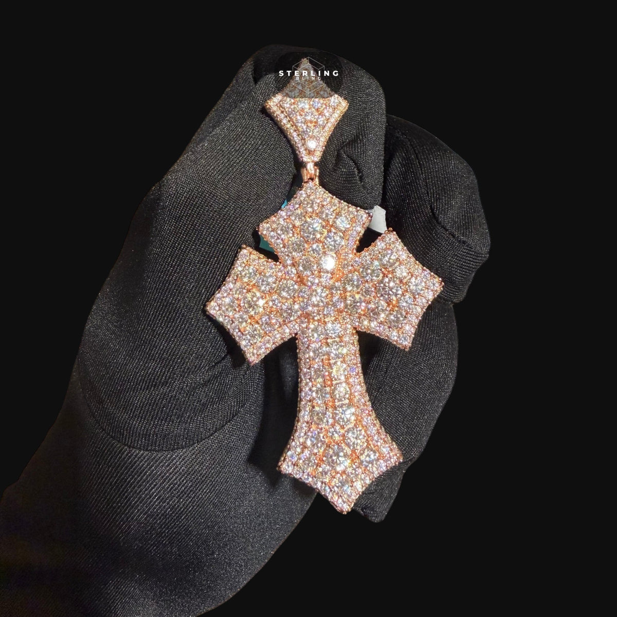 Moissanite Big Pointer Rose Gold Cross Pendant
